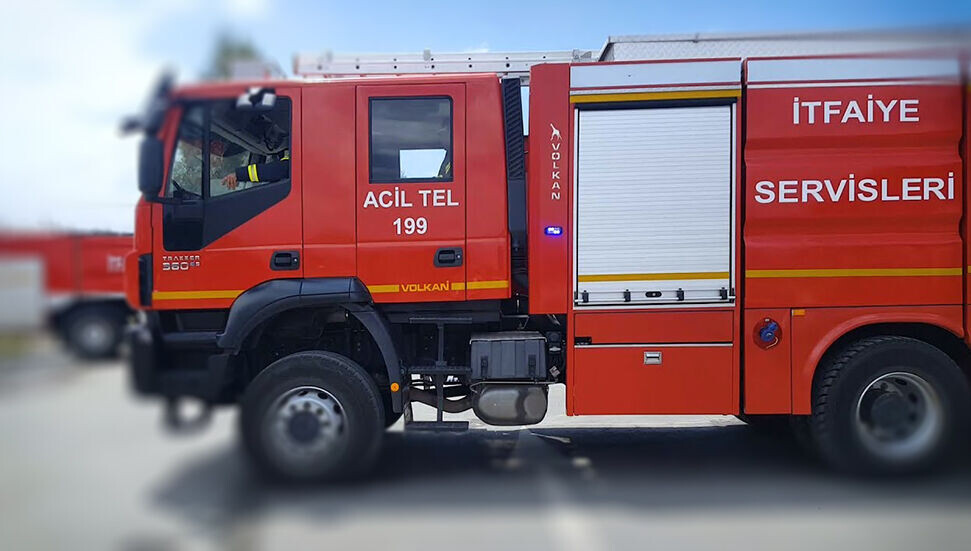  Lefkoşa ve Ercan Havalimanı’nda araç yangını